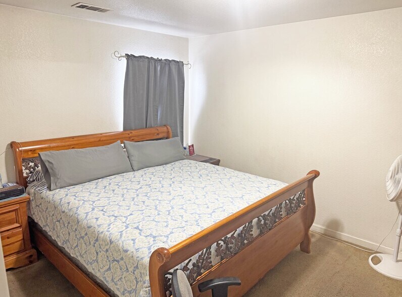 More Photos Of 1412-1426 N Palm St, Turlock Apartments For Sale