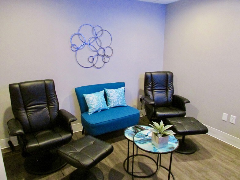 More Photos Of 902 Washington Rd, Westminster Medical For Lease