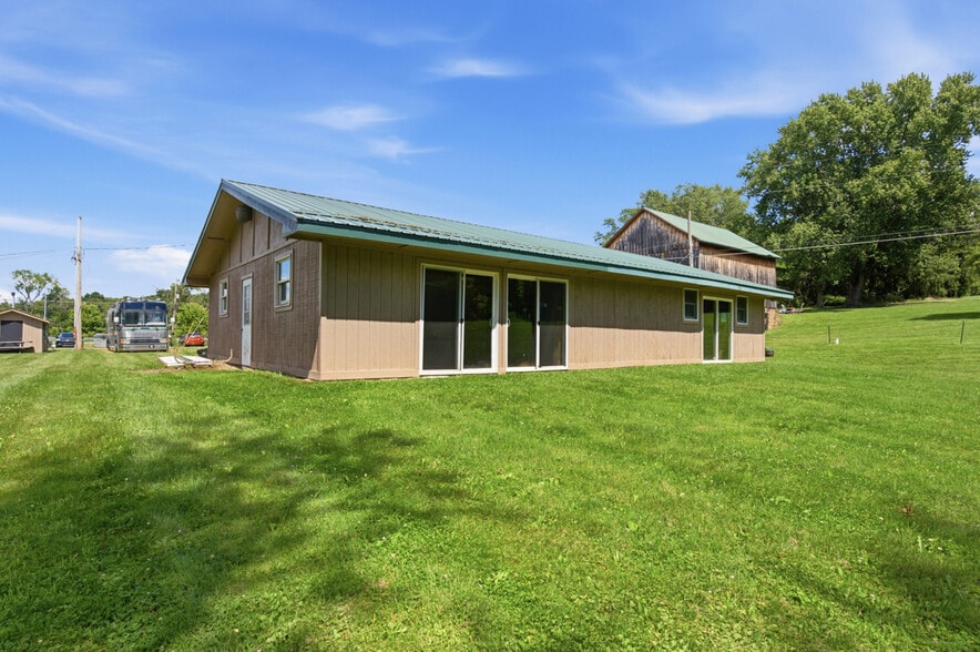 More Photos Of 101 Burtner Rd, Butler Office For Sale
