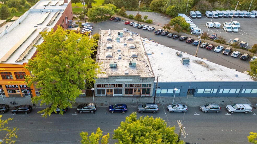 More Photos Of 215 Prospect St, Bellingham Office For Sale