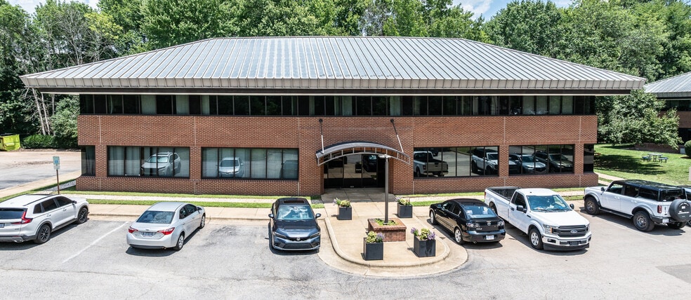 More Photos Of 100 Meredith Dr, Durham Unknown For Lease