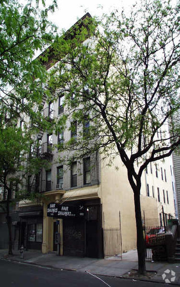 Primary Photo Of 2403 Cambreleng Ave, Bronx Apartments For Lease