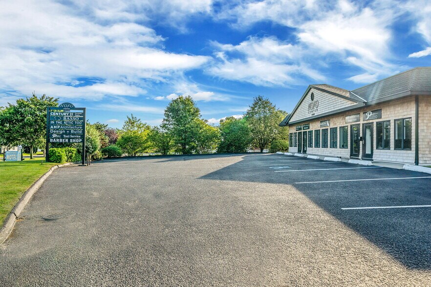 More Photos Of 10200 Main Rd, Mattituck Medical For Lease