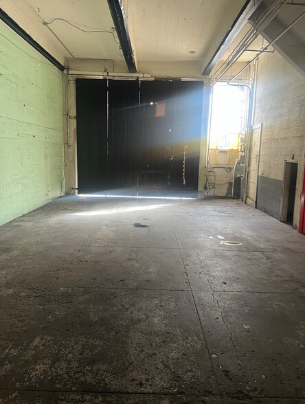 More Photos Of 3258 17th St, San Francisco Storefront Retail Residential For Lease