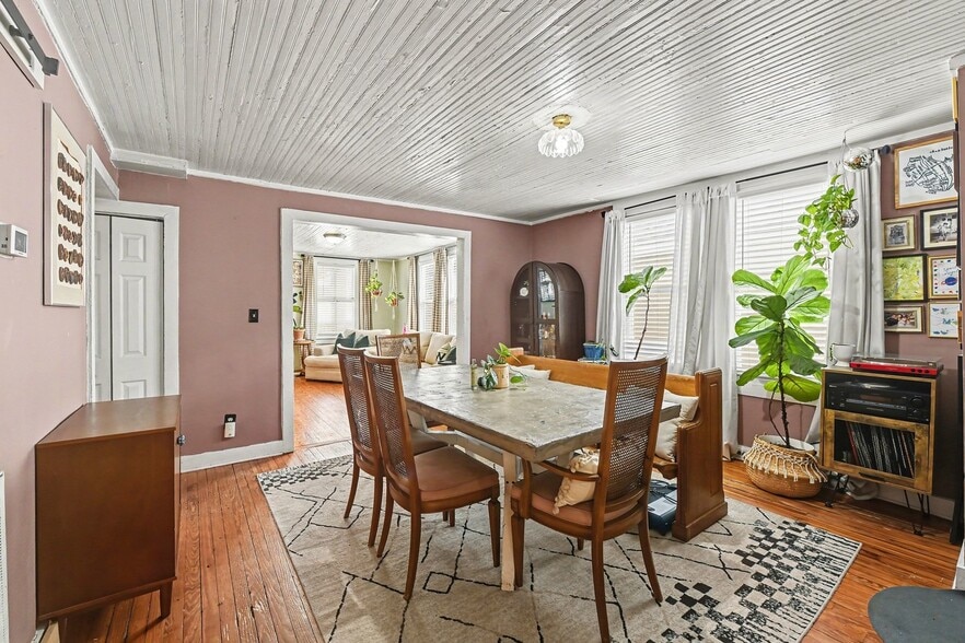 More Photos Of 81 Simons St, Charleston Apartments For Sale