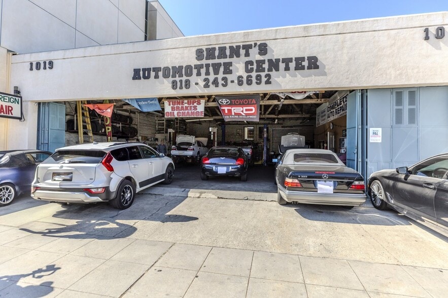 More Photos Of 1019 E Colorado St, Glendale Office For Lease