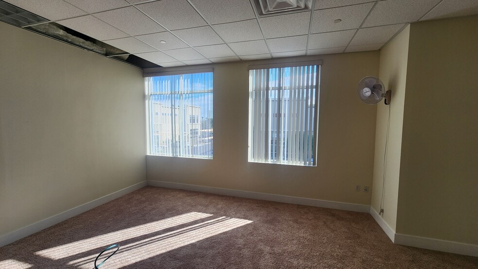 More Photos Of 6765 Eastern Ave, Las Vegas Warehouse For Sale