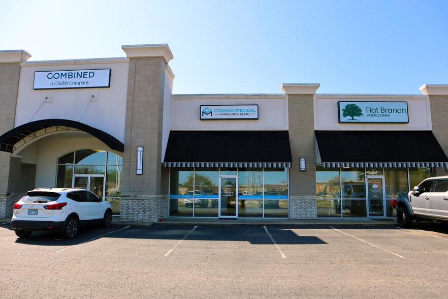 More Photos Of 805 Monroe St, Conway Storefront Retail Office For Lease