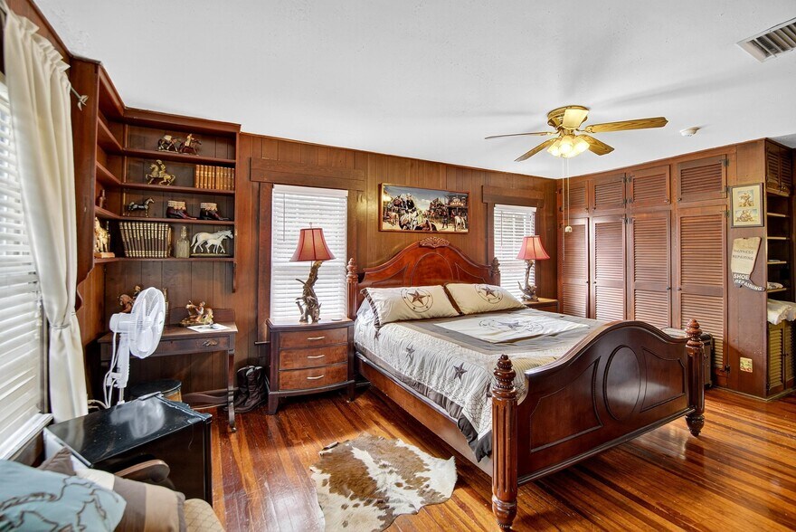 More Photos Of 805 N Wheeler St, Plant City Hospitality For Sale