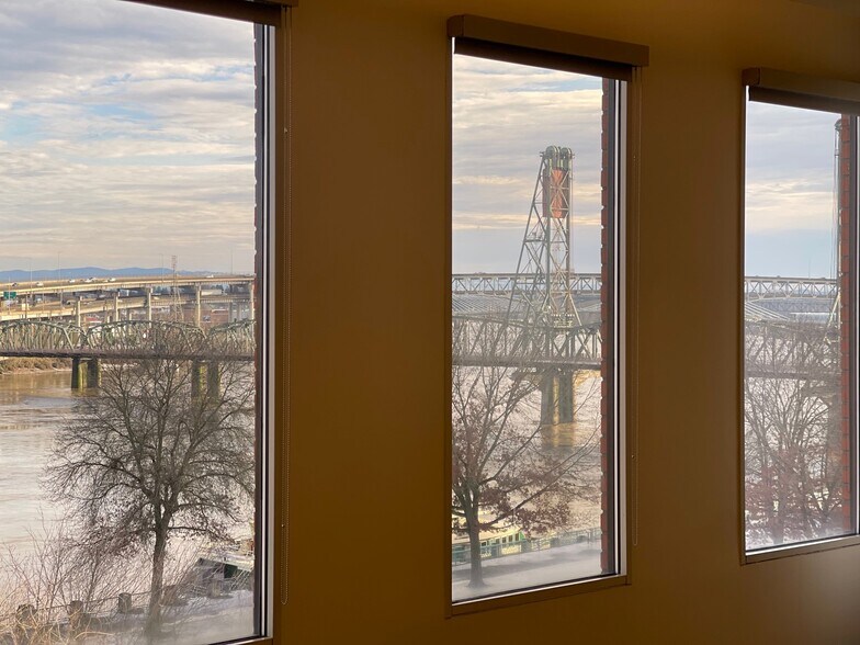 More Photos Of 811 SW Naito Pky, Portland Loft Creative Space For Lease