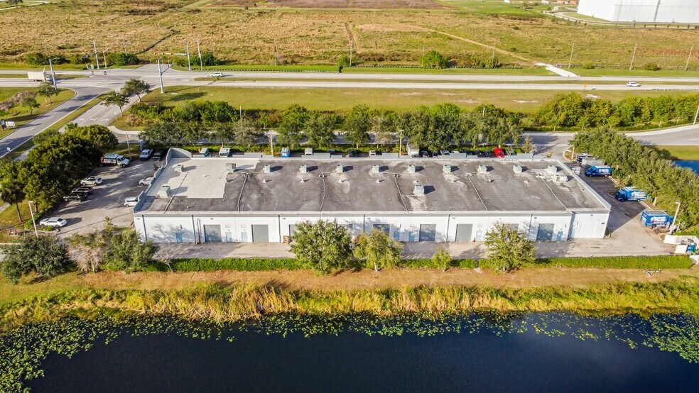 More Photos Of 6901-6945 NW LTC Pky, Port Saint Lucie Warehouse For Lease