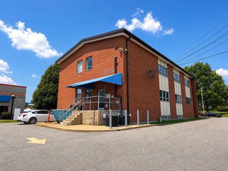 More Photos Of 3245 Hampton Ave, Saint Louis Office For Sale