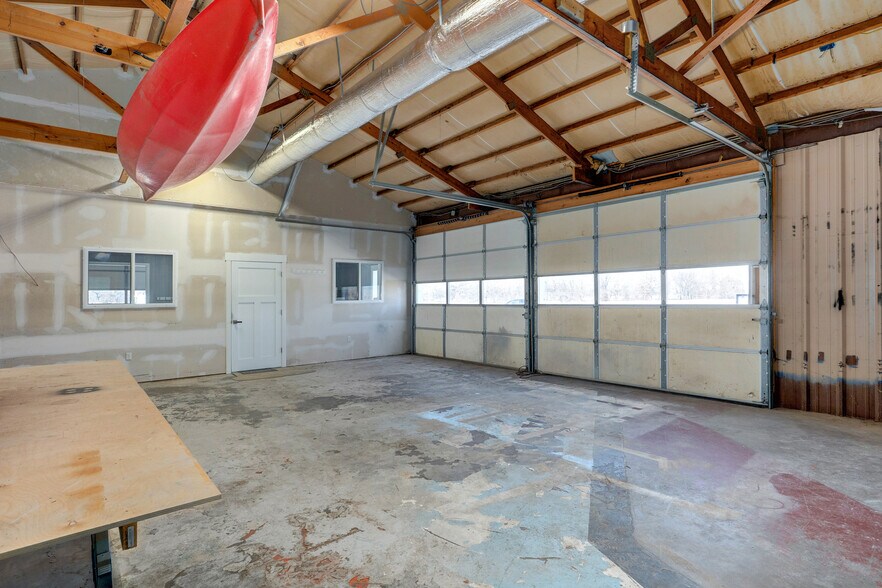 More Photos Of 972 US Highway 60 S, Billings Industrial For Sale