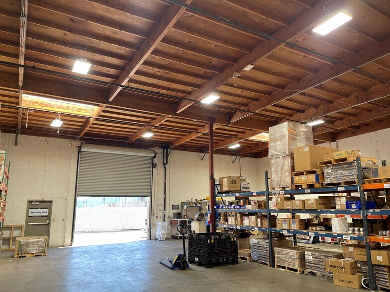 More Photos Of 5748 E Shields Ave, Fresno Warehouse For Lease