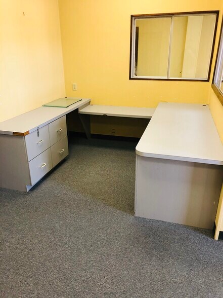 More Photos Of 1231 Perry Hill Rd, Montgomery Storefront Retail Office For Lease