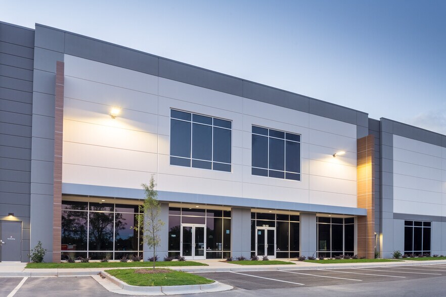 More Photos Of 00 Braselton Pky, Braselton Unknown For Lease