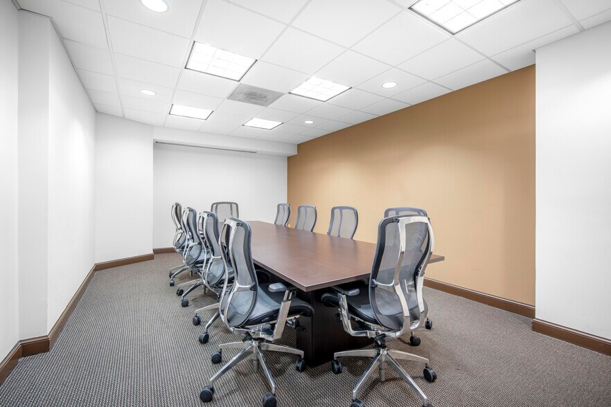 More Photos Of 3 Bethesda Metro Center, Bethesda Office For Lease