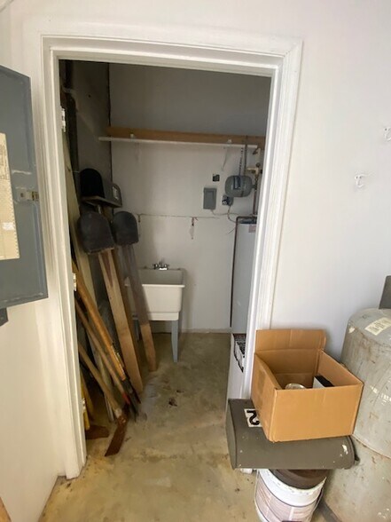 More Photos Of 2021 Liberty Rd, Eldersburg Freestanding For Lease