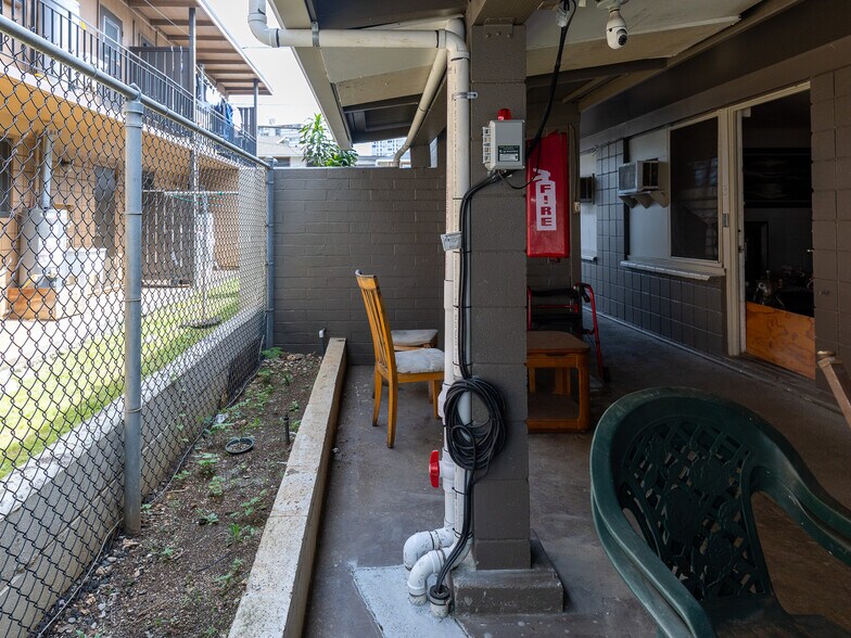 More Photos Of 1213 Matlock Ave, Honolulu Apartments For Sale