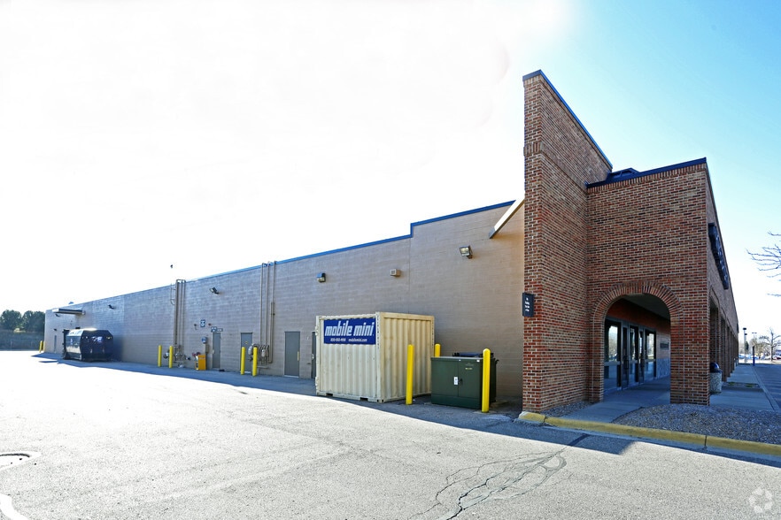 More Photos Of 31150-31190 Southfield Rd, Beverly Hills Unknown For Lease