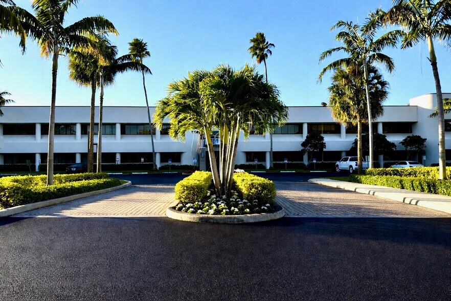Primary Photo Of 851 Broken Sound Pky NW, Boca Raton Office For Sale