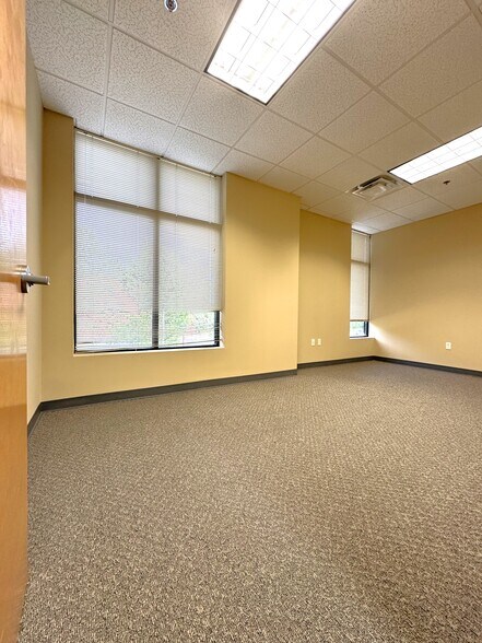 More Photos Of 2700 N Berkeley Lake Rd, Duluth Serviced Offices For Sale