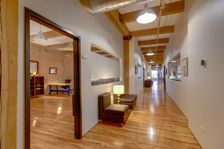 More Photos Of 1132 S Wabash Ave, Chicago Office For Lease