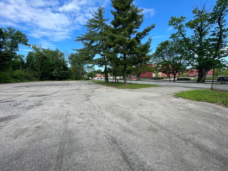 Primary Photo Of 7 Neptune Rd, Poughkeepsie Land For Lease