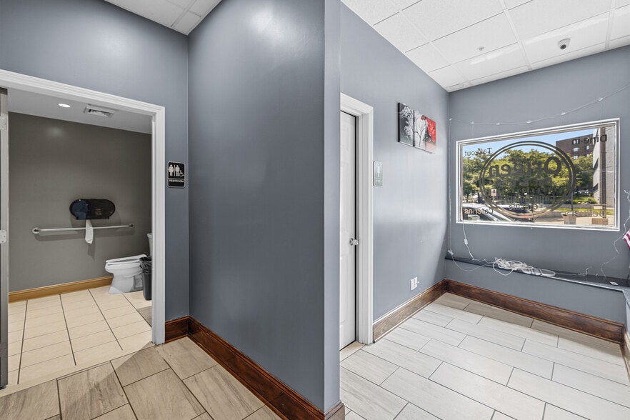 More Photos Of 159 S Main St, Fall River General Retail For Sale