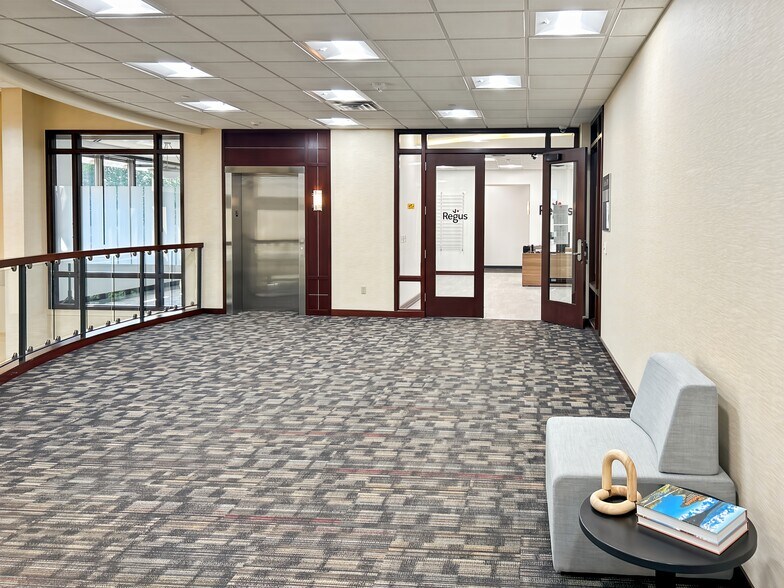 More Photos Of 4470 W 78th Street Cir, Bloomington Coworking Space