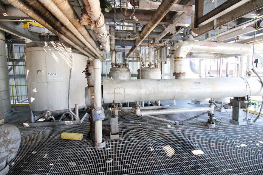More Photos Of 5640 44th Ave S, Clinton Industrial For Sale