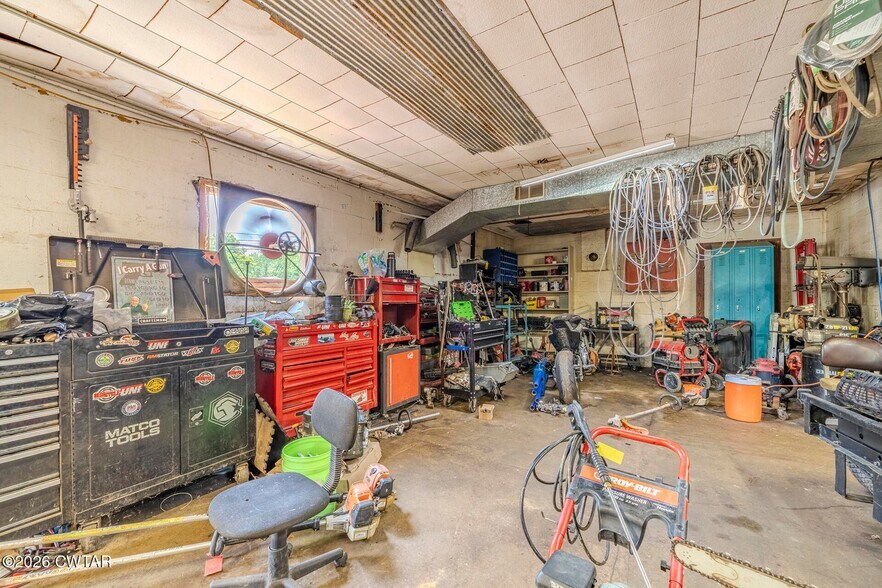 More Photos Of 308 W Main St, Bradford Auto Repair For Sale