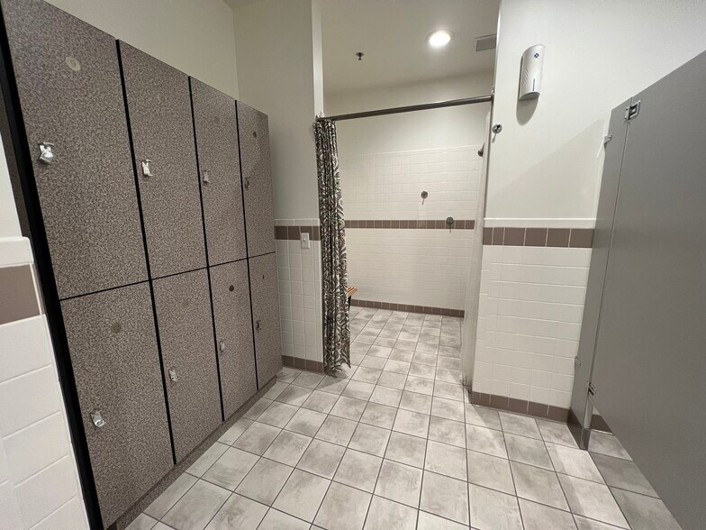 More Photos Of 1670 Corporate Cir, Petaluma Office For Lease