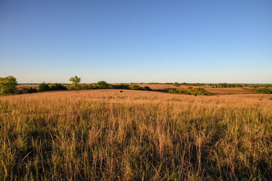 More Photos Of 0000 00000 Hi-View Dr, Manhattan Land For Sale