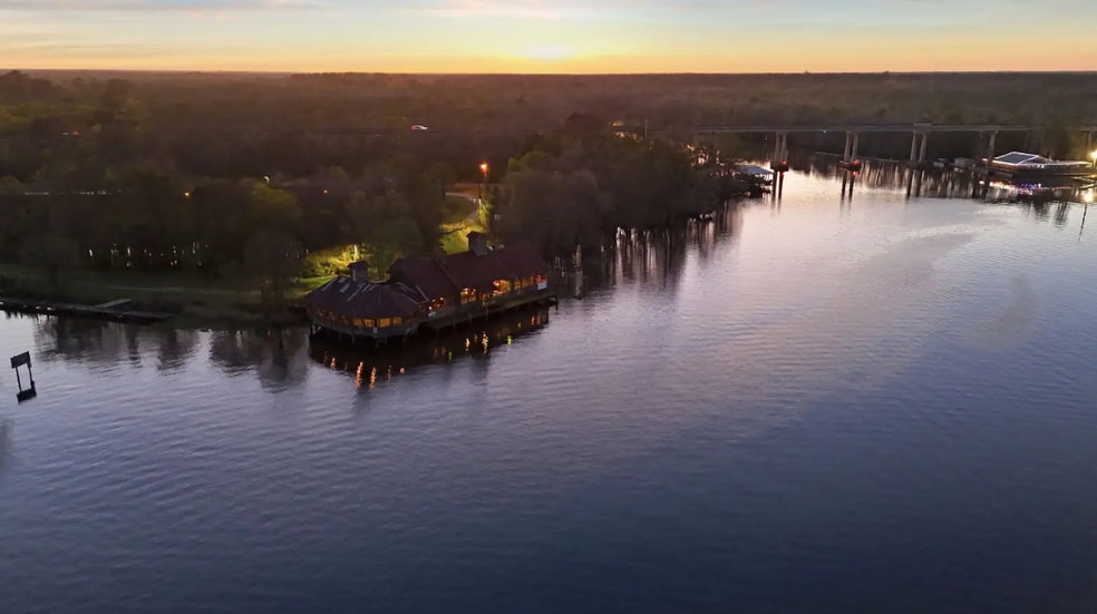 More Photos Of 29592 Louisiana 22, Springfield Restaurant For Sale