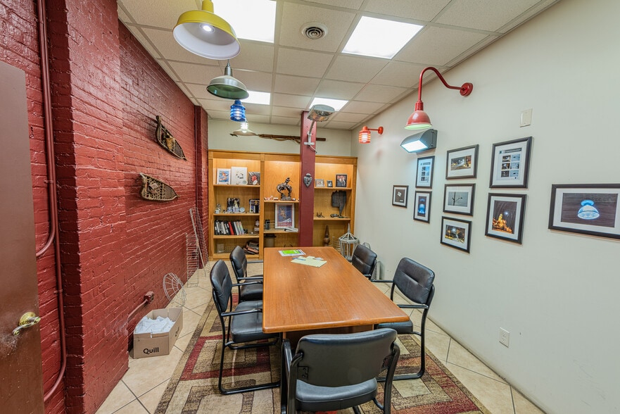 More Photos Of 3155 W 33rd St, Cleveland Warehouse For Sale