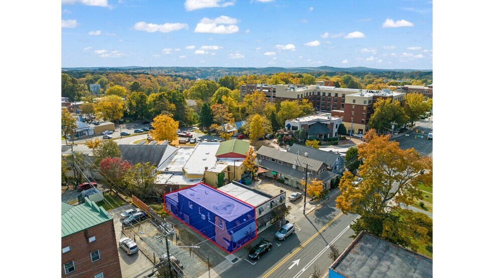 More Photos Of 705 W Rosemary St, Chapel Hill Storefront For Sale