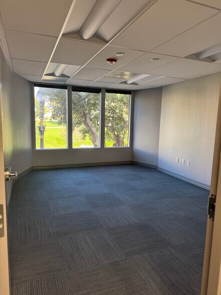 More Photos Of 435 Grand Ave, South San Francisco Medical For Lease