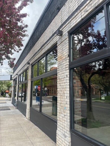 More Photos Of 1120 NW 21st Ave, Portland Storefront Retail Office For Lease