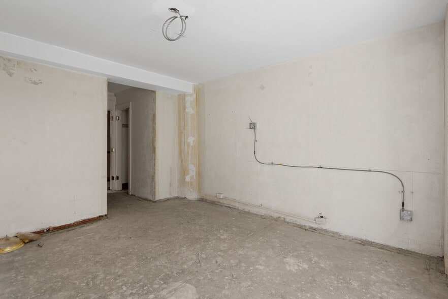 More Photos Of 315 Seneca St, Seattle Hotel For Sale