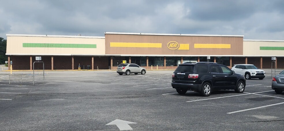 More Photos Of 344-348 Pinewood Rd, Sumter Unknown For Lease