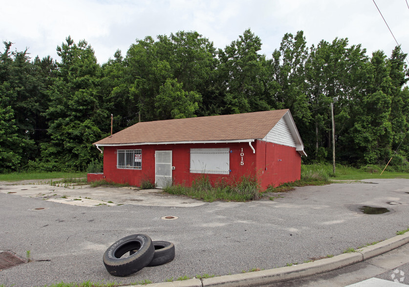 Primary Photo Of 1015 E Smith St, Timmonsville Restaurant For Lease