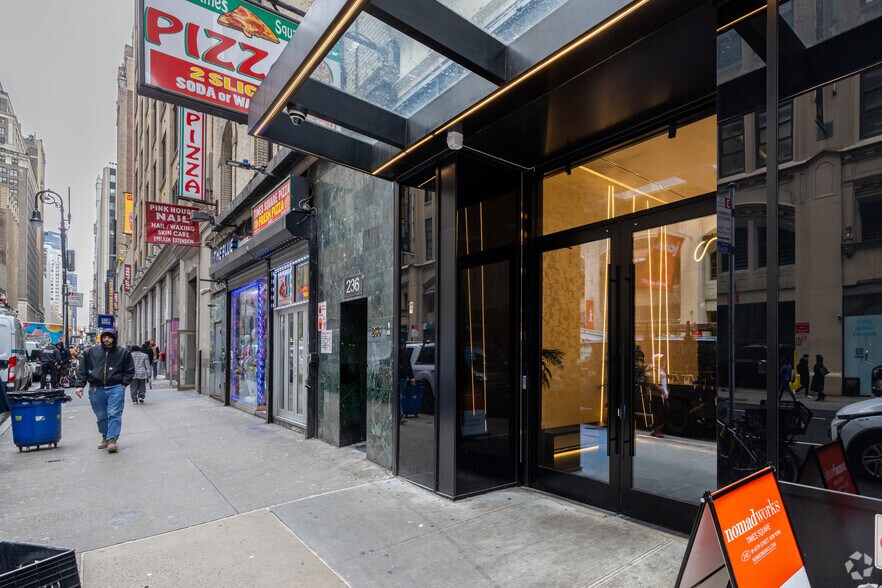 More Photos Of 240 W 40th St, New York Office For Lease