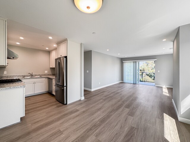More Photos Of 4124 Lyon Ave, Oakland Apartments For Sale