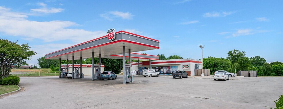 More Photos Of 601 S Main St, Eufaula Freestanding For Sale