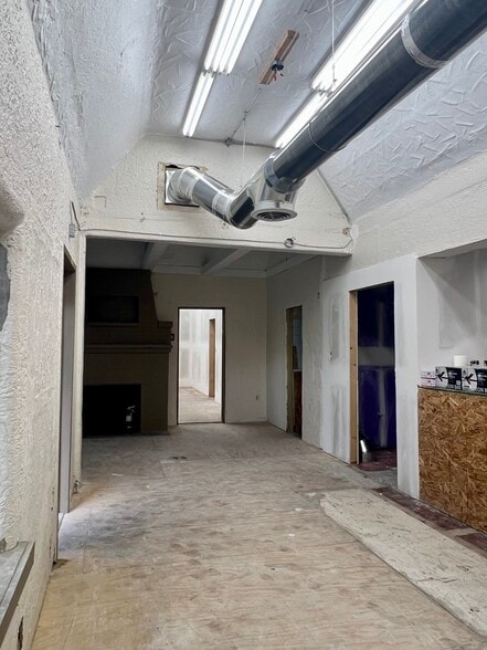 More Photos Of 972 Patterson Rd, Dayton Freestanding For Sale