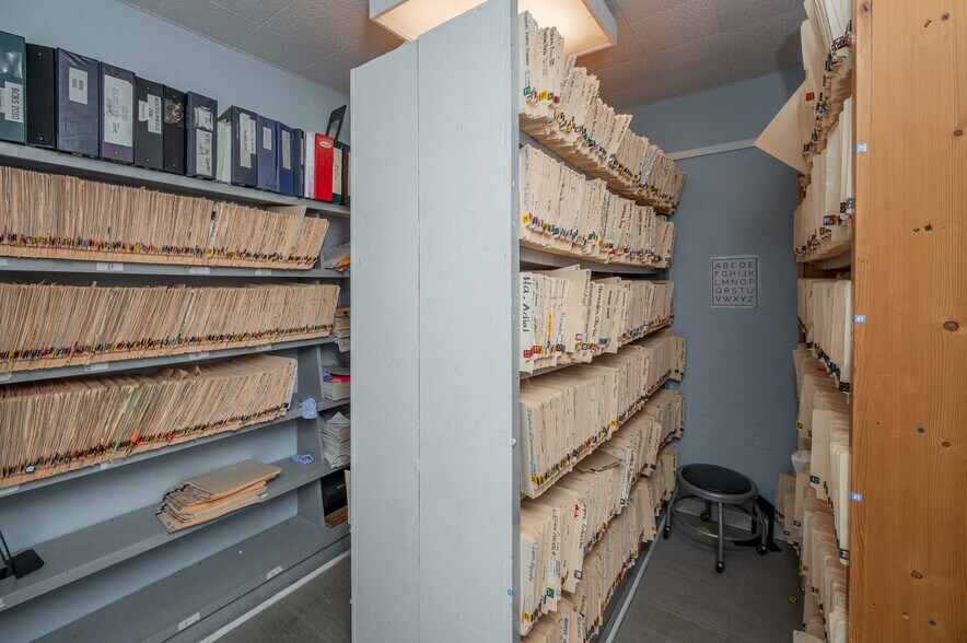 More Photos Of 730 Memorial Dr, Bessemer Medical For Sale