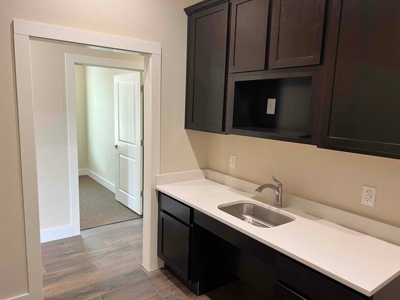 More Photos Of 2951 FM 1460, Georgetown Office For Sale