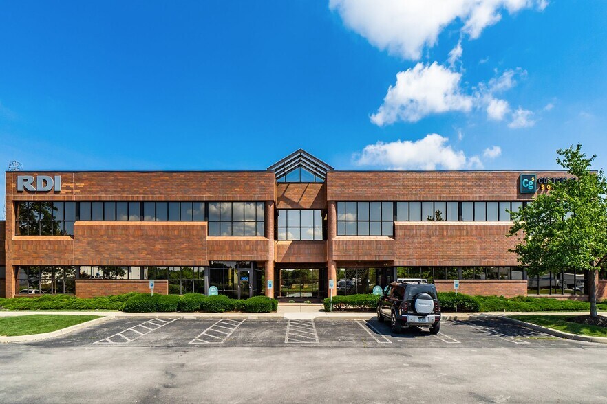 More Photos Of 600 Lakeview Plaza Blvd, Worthington Office For Lease