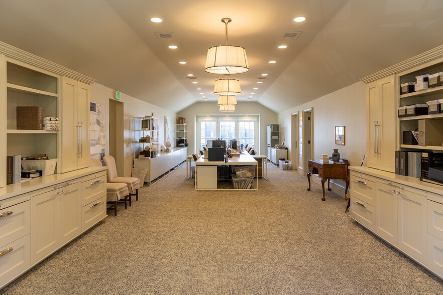More Photos Of 3775 S Highland Dr, Millcreek Office For Lease